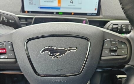 Ford Mustang Mach-E I, 2022 год, 2 500 000 рублей, 7 фотография
