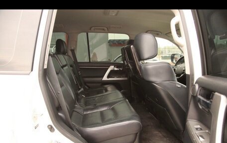 Toyota Land Cruiser 200, 2012 год, 5 450 000 рублей, 14 фотография