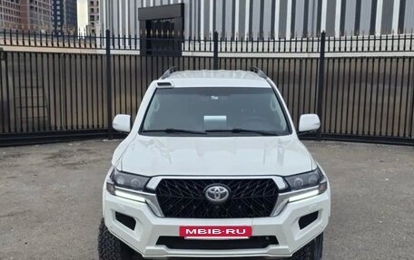 Toyota Land Cruiser 200, 2012 год, 5 450 000 рублей, 2 фотография