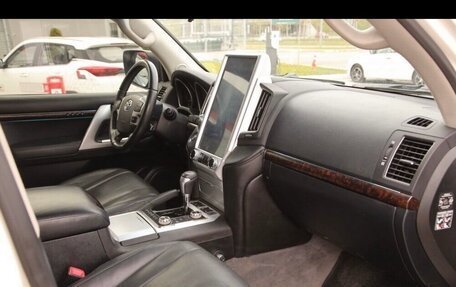 Toyota Land Cruiser 200, 2012 год, 5 450 000 рублей, 20 фотография