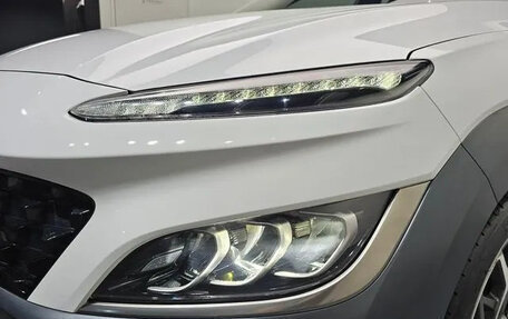 Hyundai Kona I, 2022 год, 2 050 000 рублей, 12 фотография