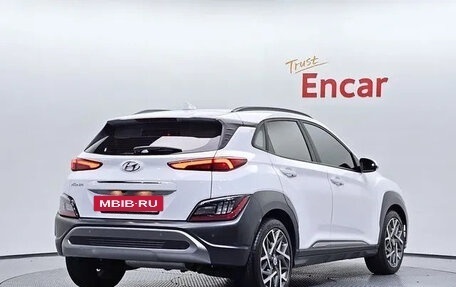 Hyundai Kona I, 2022 год, 2 050 000 рублей, 3 фотография