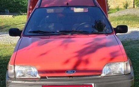 Ford Fiesta, 1993 год, 350 000 рублей, 2 фотография