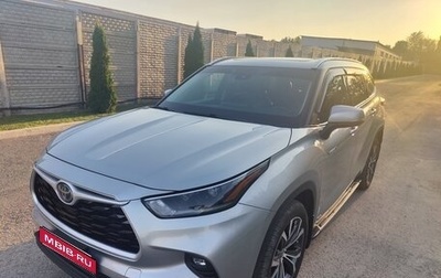 Toyota Highlander, 2021 год, 4 800 000 рублей, 1 фотография