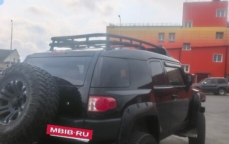Toyota FJ Cruiser, 2011 год, 3 400 000 рублей, 6 фотография