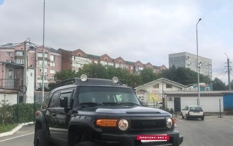 Toyota FJ Cruiser, 2011 год, 3 400 000 рублей, 4 фотография