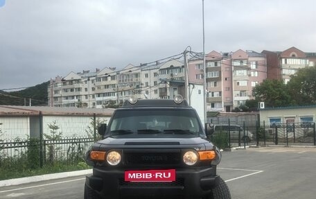 Toyota FJ Cruiser, 2011 год, 3 400 000 рублей, 3 фотография