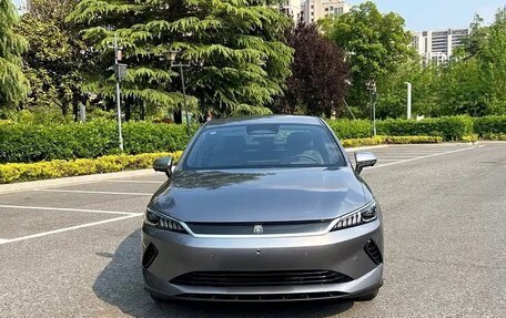 BYD Qin, 2025 год, 1 800 000 рублей, 5 фотография