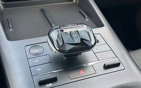 BYD Qin, 2025 год, 1 800 000 рублей, 11 фотография