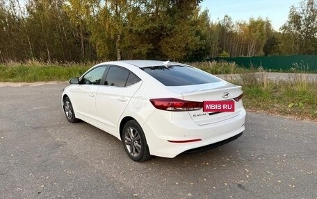 Hyundai Elantra VI рестайлинг, 2018 год, 1 500 000 рублей, 4 фотография