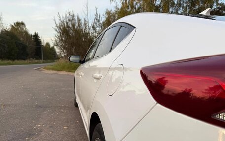 Hyundai Elantra VI рестайлинг, 2018 год, 1 500 000 рублей, 10 фотография