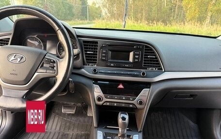 Hyundai Elantra VI рестайлинг, 2018 год, 1 500 000 рублей, 7 фотография