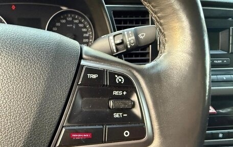 Hyundai Elantra VI рестайлинг, 2018 год, 1 500 000 рублей, 9 фотография