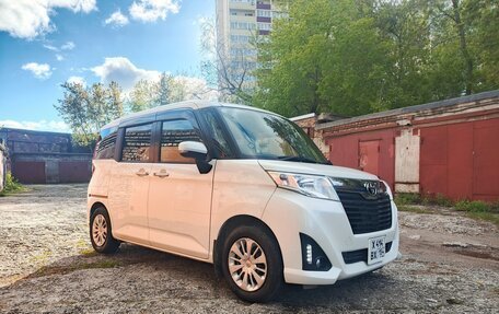 Toyota Roomy I, 2016 год, 850 000 рублей, 3 фотография