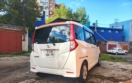 Toyota Roomy I, 2016 год, 850 000 рублей, 4 фотография