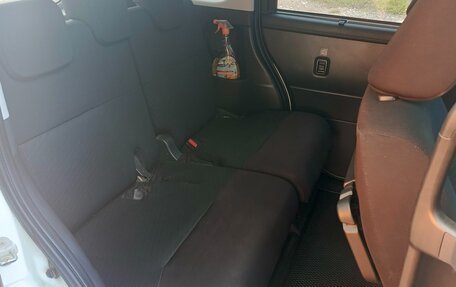 Toyota Roomy I, 2016 год, 850 000 рублей, 13 фотография