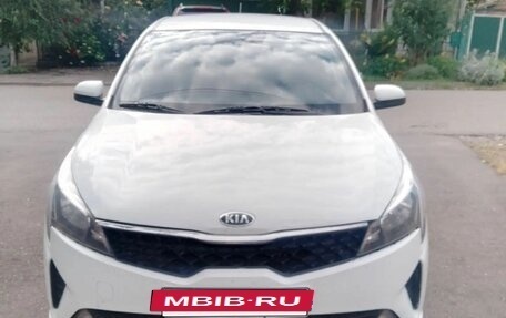 KIA Rio IV, 2020 год, 1 300 000 рублей, 5 фотография