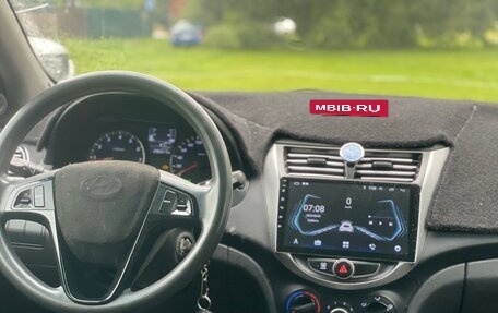 Hyundai Solaris II рестайлинг, 2015 год, 470 000 рублей, 7 фотография