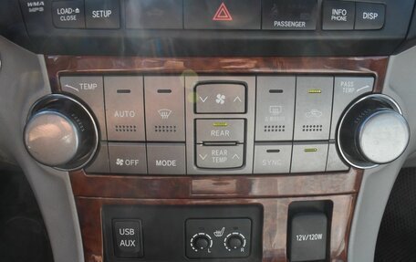 Toyota Highlander III, 2010 год, 1 604 000 рублей, 19 фотография