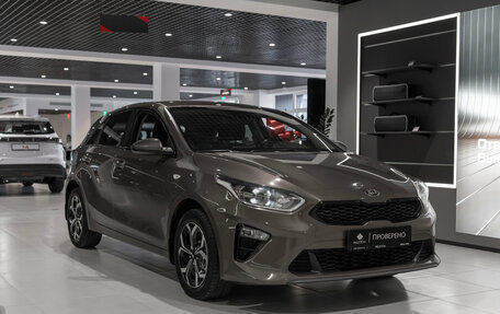 KIA cee'd III, 2019 год, 1 720 000 рублей, 2 фотография