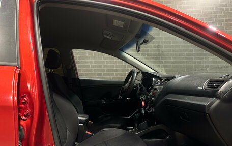 KIA Rio III рестайлинг, 2013 год, 880 000 рублей, 9 фотография
