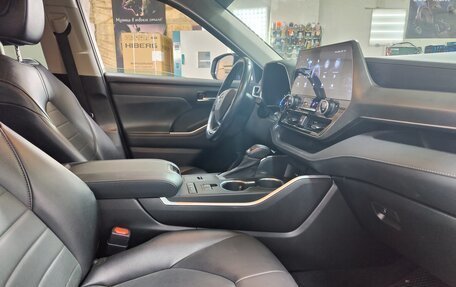 Toyota Highlander, 2021 год, 4 800 000 рублей, 11 фотография