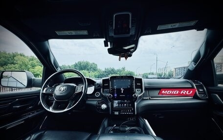 Rambler 1500, 2019 год, 6 900 000 рублей, 18 фотография