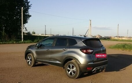 Renault Kaptur I рестайлинг, 2020 год, 1 000 000 рублей, 4 фотография