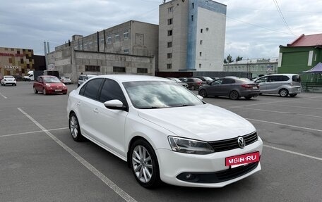Volkswagen Jetta VI, 2014 год, 1 250 000 рублей, 4 фотография