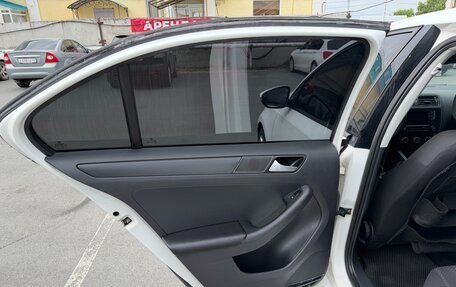 Volkswagen Jetta VI, 2014 год, 1 250 000 рублей, 18 фотография