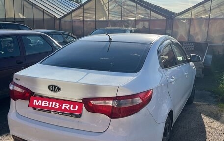 KIA Rio III рестайлинг, 2012 год, 680 000 рублей, 4 фотография