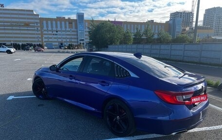 Honda Accord IX рестайлинг, 2018 год, 1 880 000 рублей, 12 фотография