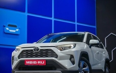 Toyota RAV4, 2021 год, 3 450 000 рублей, 1 фотография