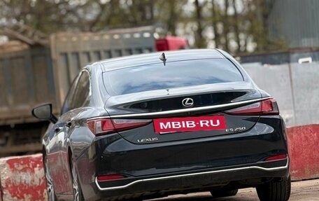 Lexus ES VII, 2020 год, 4 200 000 рублей, 2 фотография