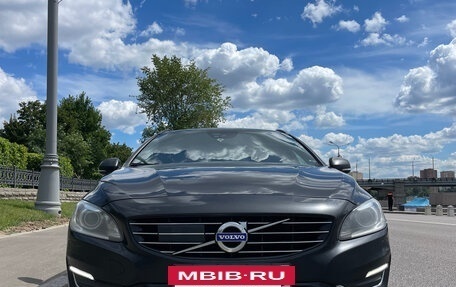 Volvo V60 I, 2017 год, 1 500 000 рублей, 2 фотография