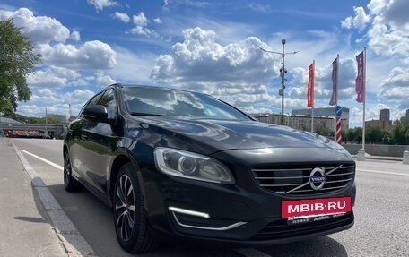 Volvo V60 I, 2017 год, 1 500 000 рублей, 3 фотография