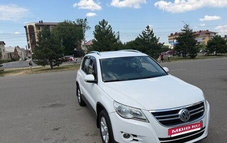 Volkswagen Tiguan I, 2010 год, 1 225 000 рублей, 2 фотография