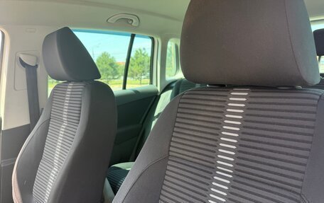 Volkswagen Tiguan I, 2010 год, 1 225 000 рублей, 19 фотография