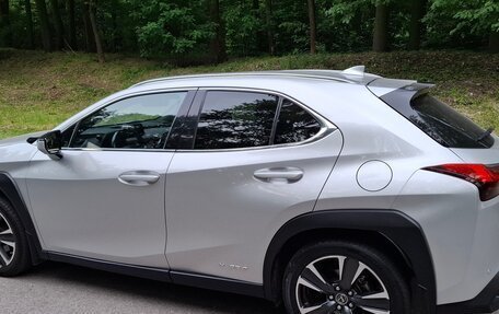 Lexus UX I, 2018 год, 3 550 000 рублей, 5 фотография