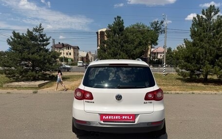 Volkswagen Tiguan I, 2010 год, 1 225 000 рублей, 25 фотография