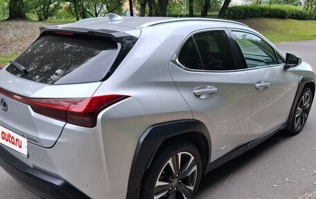 Lexus UX I, 2018 год, 3 550 000 рублей, 10 фотография