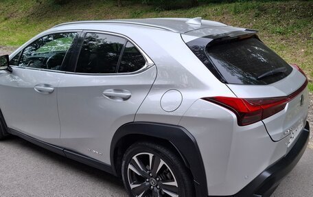 Lexus UX I, 2018 год, 3 550 000 рублей, 6 фотография