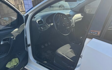 Volkswagen Polo VI (EU Market), 2016 год, 950 000 рублей, 6 фотография