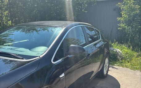 Opel Astra J, 2010 год, 700 000 рублей, 3 фотография
