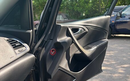 Opel Astra J, 2010 год, 700 000 рублей, 10 фотография