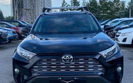 Toyota RAV4, 2020 год, 3 090 000 рублей, 2 фотография