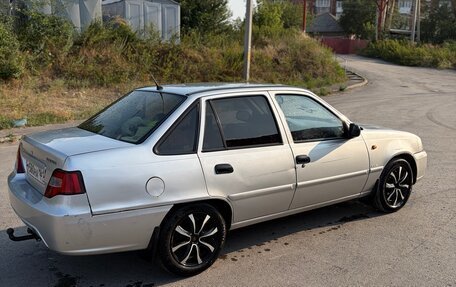 Daewoo Nexia I рестайлинг, 2011 год, 200 000 рублей, 3 фотография