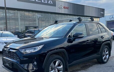 Toyota RAV4, 2020 год, 3 090 000 рублей, 4 фотография