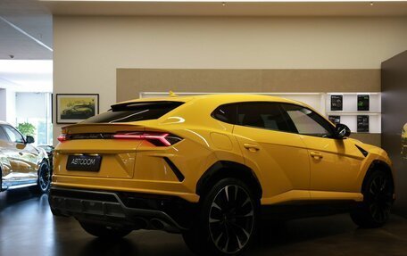 Lamborghini Urus I, 2021 год, 21 990 000 рублей, 15 фотография