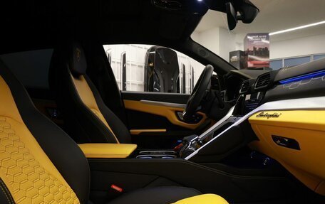 Lamborghini Urus I, 2021 год, 21 990 000 рублей, 39 фотография